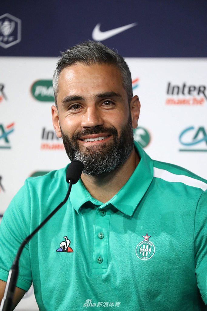 沙巴体育直播-雷恩球员莱群伤愈复出，备战法国杯赛