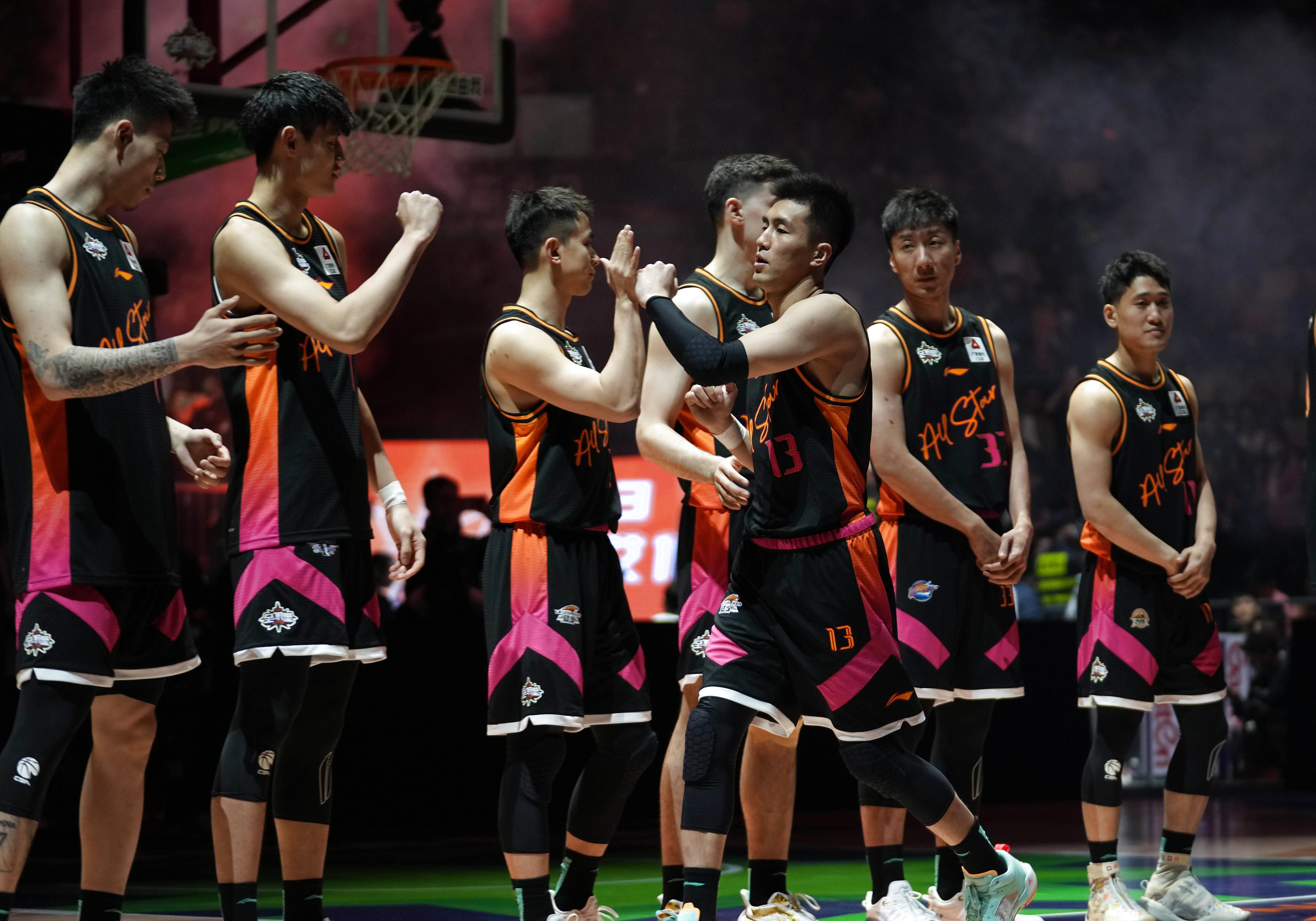 全明星周末-篮球盛宴，名将齐聚南京展示球技